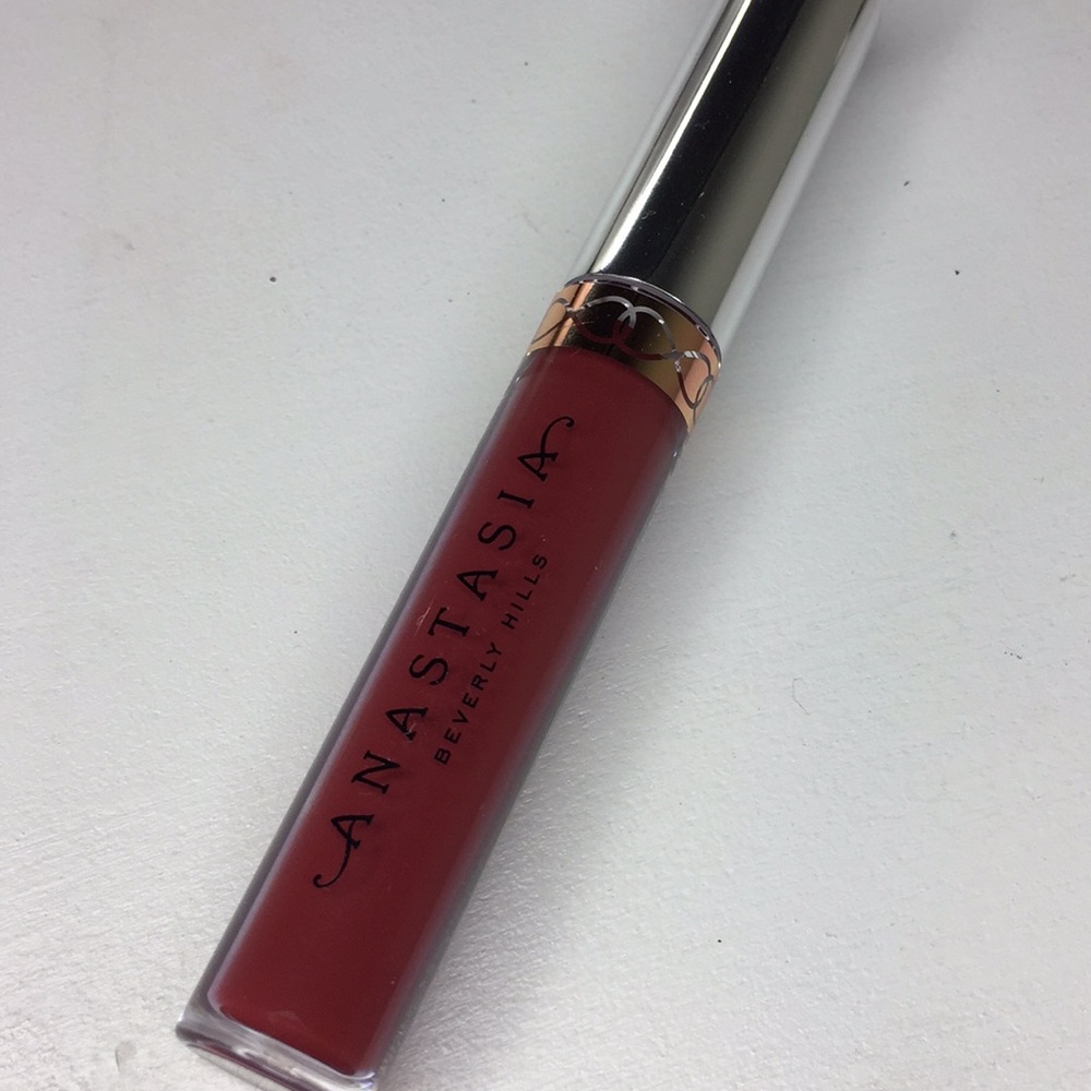 ABH liquid lipstick in “ bohemian “